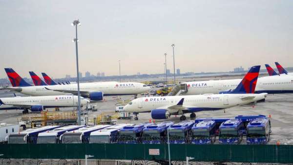 Worldwide increase in Omicron distribution - 11,500 flights canceled Worldwide increase in Omicron distribution - 11,500 flights canceled