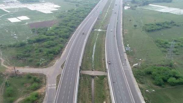 கமர்ஷியல் ரியல் எஸ்டேட் 