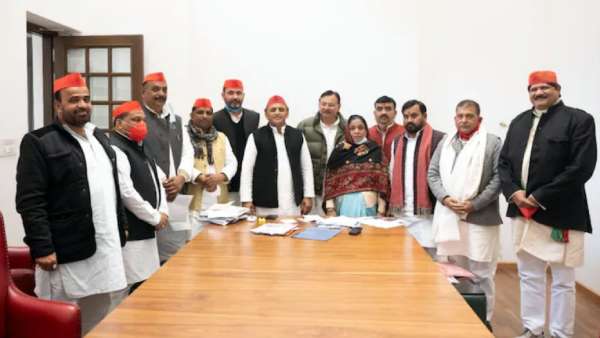  புதிய கூட்டணி