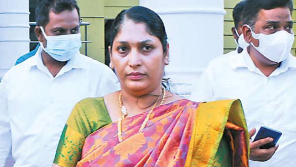  அன்னபூரணி மட்டும் தான் தவறு செய்தாரா 