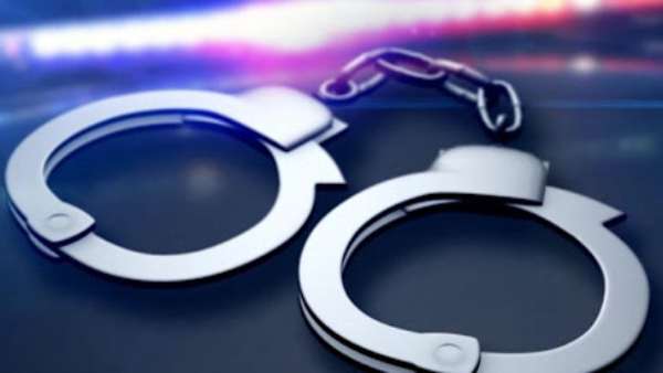 கணவன் உள்ளிட்ட 6 பேர் கைது 