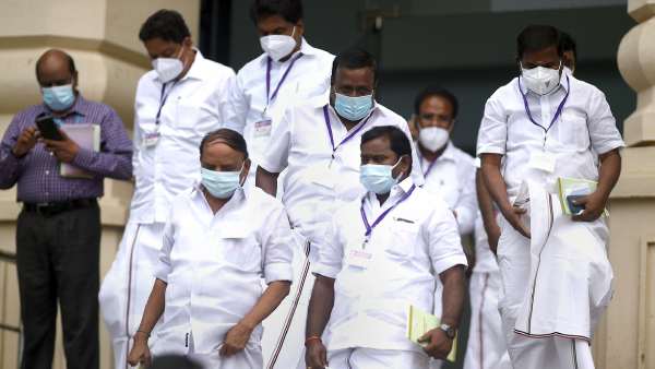 அதிமுக வெளிநடப்பு அதிமுக வெளிநடப்பு