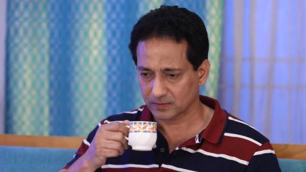 மகளிடம் கேள்வி கேட்ட கோபி 