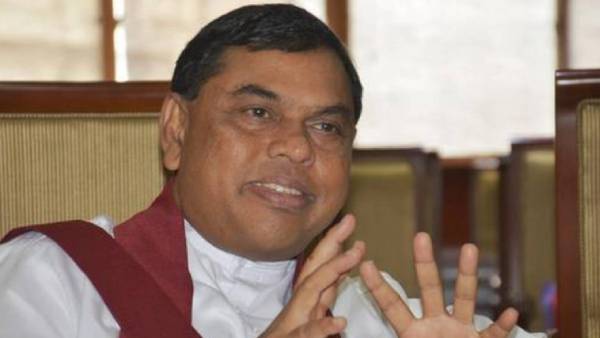 கடனுதவி தந்த இந்தியா 