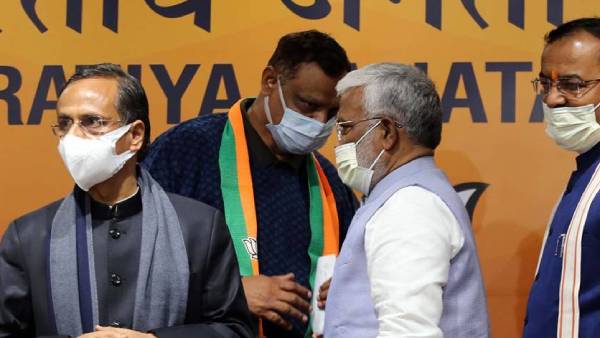 விலகியவர்கள் எண்ணிக்கை 10 ஆனது 