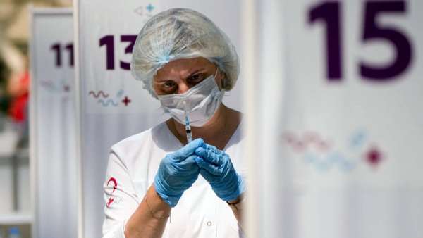  யாருக்கு வீட்டுத் தனிமை