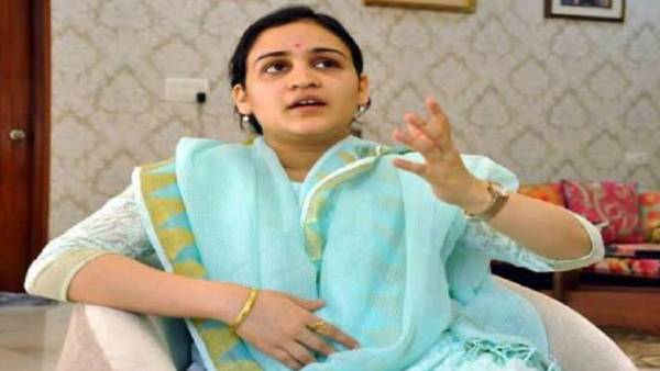 பாஜகவில் முலாயம்சிங் மருமகள் பாஜகவில் முலாயம்சிங் மருமகள்