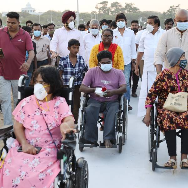 சக்கர நாற்காலி சக்கர நாற்காலி