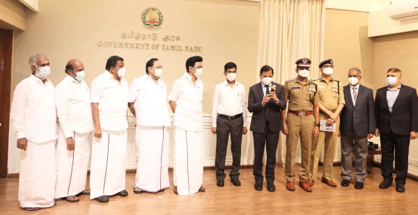 புதிய அதிகாரிகள்