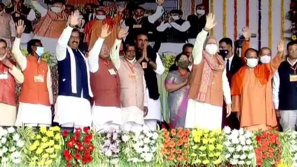  உ.பி. பாஜக அரசின் சாதனைகள்