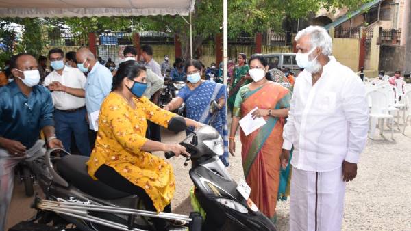 Free Scooters were distributed for disabled people at the Chennai District collectorate