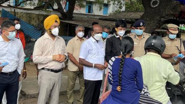 போலீஸார் குவிப்பு 