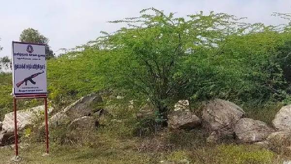 சிஐஎஸ்எஃப் படையினரிடம் விசாரணை சிஐஎஸ்எஃப் படையினரிடம் விசாரணை