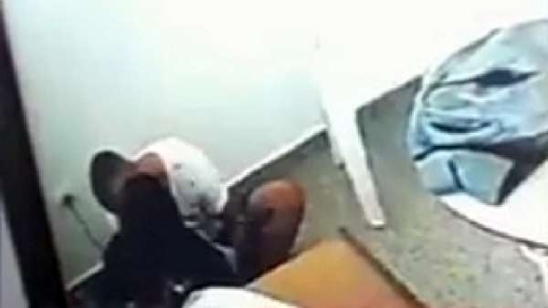 தண்டனையை குறைக்க வேண்டும் தண்டனையை குறைக்க வேண்டும்