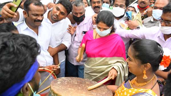 கனிமொழி மூலம் 