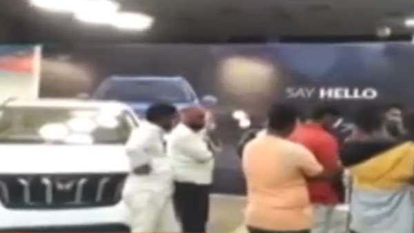 ஒரு மணி நேரத்தில் 10 லட்சம் 