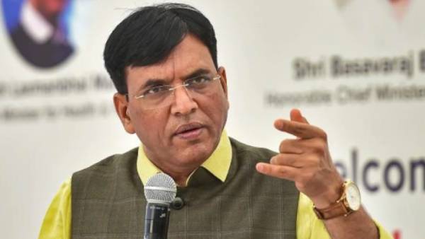Union Health minister Mandaviya to hold Covid-19 review meet with 9 states Union Health minister Mandaviya to hold Covid-19 review meet with 9 states