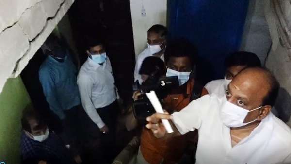 கட்டுமானம் கட்டுமானம்