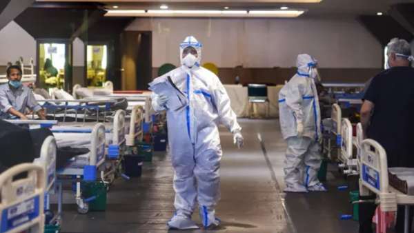 750 டாக்டர்களுக்கு கொரோனா