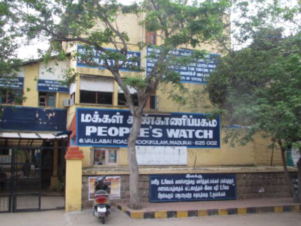 8 பிரிவுகளில் வழக்கு 8 பிரிவுகளில் வழக்கு