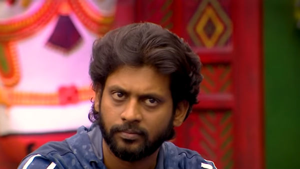 திகைக்க வைத்த பிறந்தநாள் வாழ்த்துக்கள்