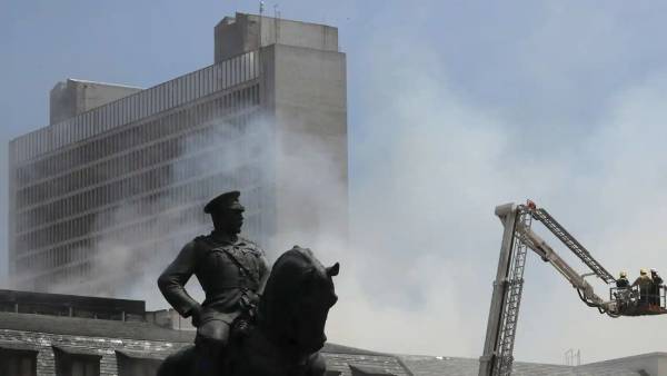 முதல்முறை இல்லை