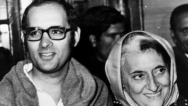 ராஜீவ் காந்தி, சஞ்சய் காந்தி 