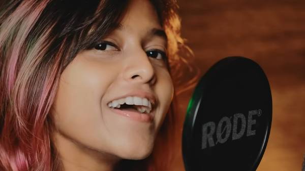 மனிகே மகே ஹிதே 