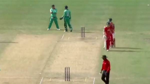 மைதானமே குலுங்கும் காட்சிகள் 