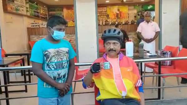 முதல்வர் சைக்கிள் பயணம் 