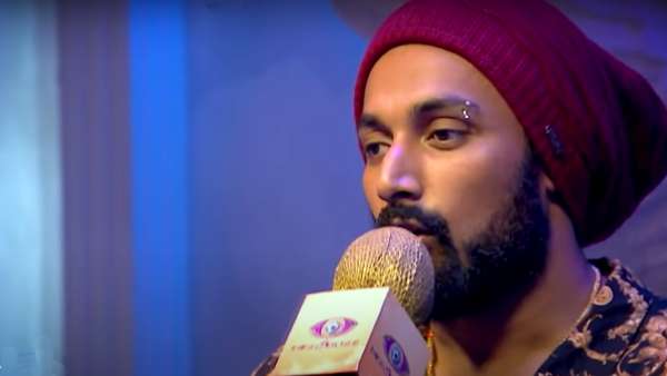 கமெண்டுகளில் ரசிகர்களின் கருத்து 