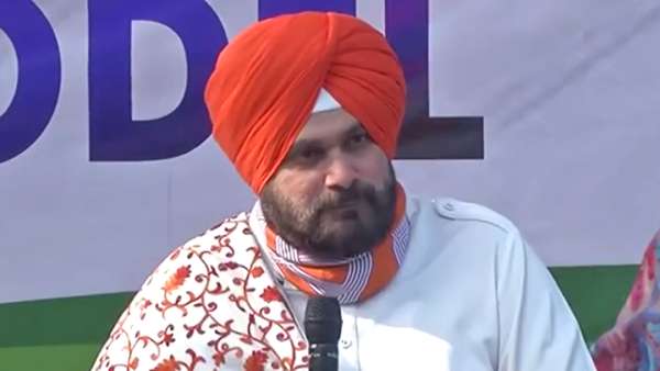 சித்து பரபரப்பு ட்வீட் 