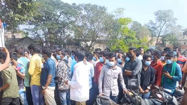 பொதுமக்கள் ஆர்வம் 