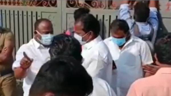  முன்னாள் அமைச்சர்கள்