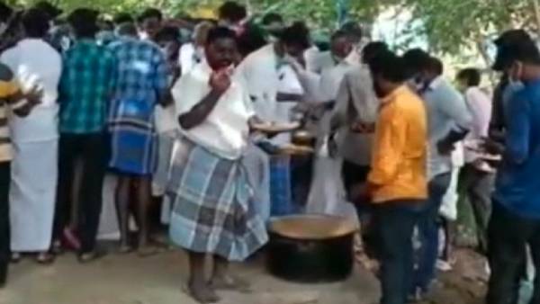  உணவு விநியோகம்