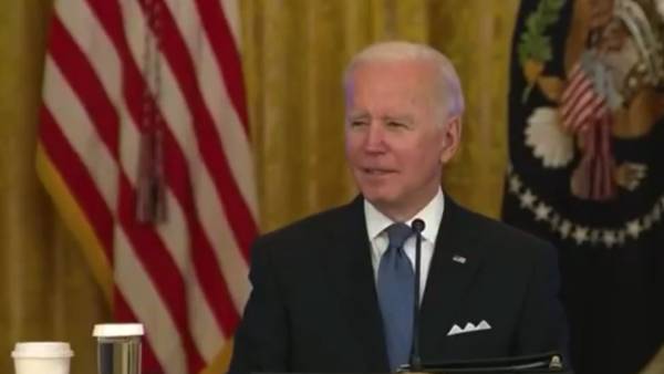  அசிங்கமாகத் திட்டிய பைடன்