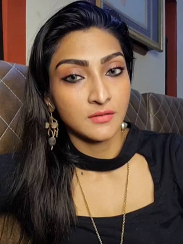 இன்ஸ்டாகிராமில் தரிசனம்