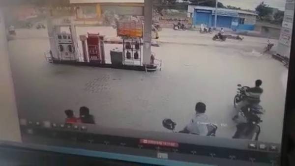 சாலை விபத்து
