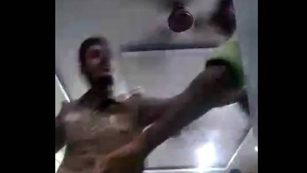 9 போலீஸார் மீது வழக்குப் பதிவு 