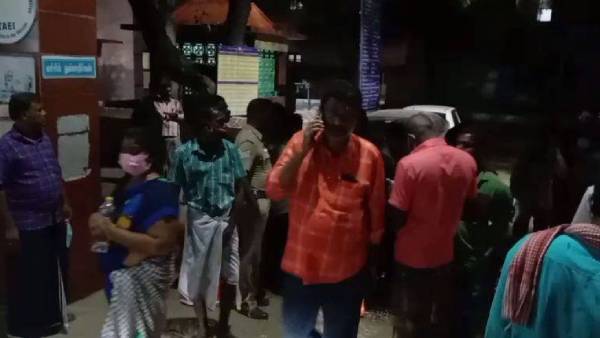 பரளச்சி போலீஸார் 