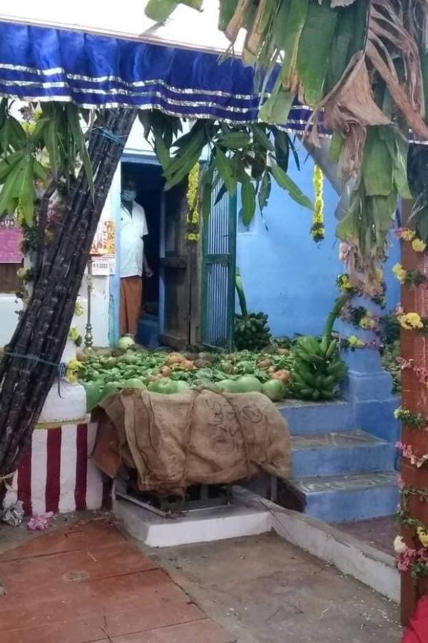 சமூக இடைவெளி 