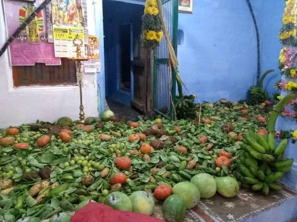 பகல்பத்து உற்சவ சேவை 