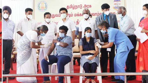 பெற்றோரும் உடன் இருக்க வேண்டும் 