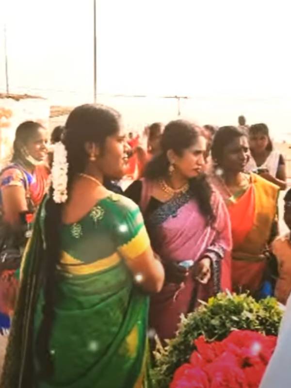 திருச்செந்தூரில் தரிசனம்