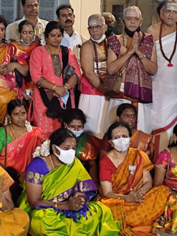 வானதி சீனிவாசன் சிறப்பு வழிபாடு வானதி சீனிவாசன் சிறப்பு வழிபாடு
