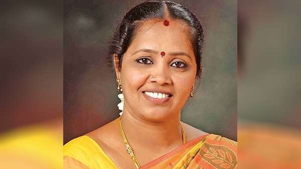 மீனா லோகு 