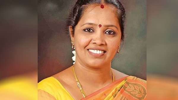 மீனா லோகு 