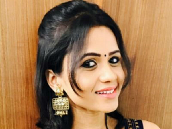 பிரபலமான தொகுப்பாளர்