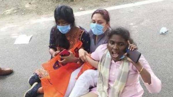 அரசுக்கு எதிராக புகார் அரசுக்கு எதிராக புகார்