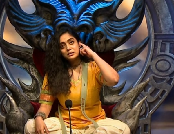 இரண்டு அணியாக பிரிந்த போட்டியாளர்கள் 